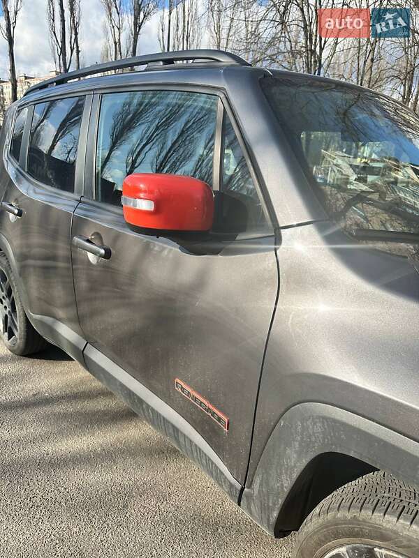 Внедорожник / Кроссовер Jeep Renegade 2020 в Киеве