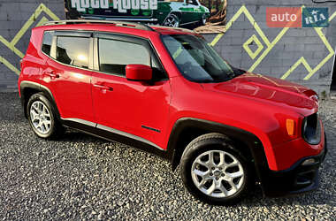 Внедорожник / Кроссовер Jeep Renegade 2016 в 