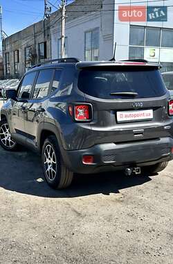 Внедорожник / Кроссовер Jeep Renegade 2020 в 