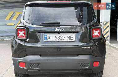 Позашляховик / Кросовер Jeep Renegade 2015 в 