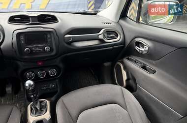 Позашляховик / Кросовер Jeep Renegade 2015 в 