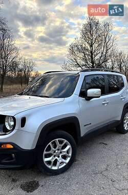 Внедорожник / Кроссовер Jeep Renegade 2015 в 