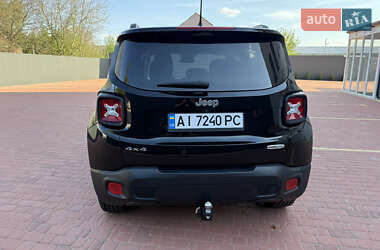 Позашляховик / Кросовер Jeep Renegade 2016 в 