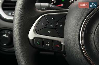 Позашляховик / Кросовер Jeep Renegade 2020 в 