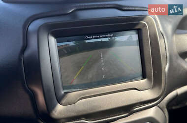 Внедорожник / Кроссовер Jeep Renegade 2018 в 