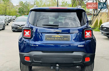 Внедорожник / Кроссовер Jeep Renegade 2016 в 