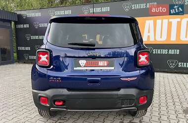 Позашляховик / Кросовер Jeep Renegade 2021 в 