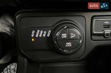 Позашляховик / Кросовер Jeep Renegade 2021 в 