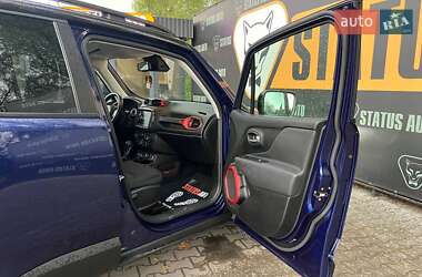 Позашляховик / Кросовер Jeep Renegade 2021 в 
