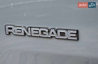 Внедорожник / Кроссовер Jeep Renegade 2017 в 