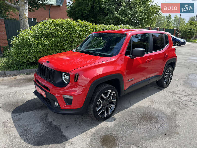Внедорожник / Кроссовер Jeep Renegade 2020 в 