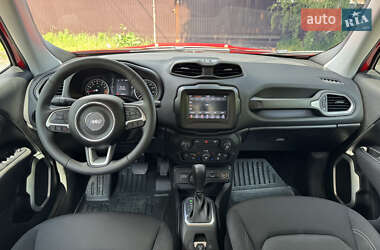 Внедорожник / Кроссовер Jeep Renegade 2020 в 