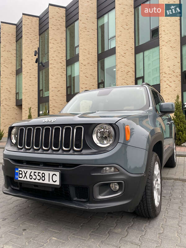 Внедорожник / Кроссовер Jeep Renegade 2018 в 