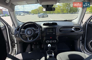 Внедорожник / Кроссовер Jeep Renegade 2015 в 