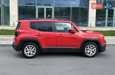 Внедорожник / Кроссовер Jeep Renegade 2015 в 
