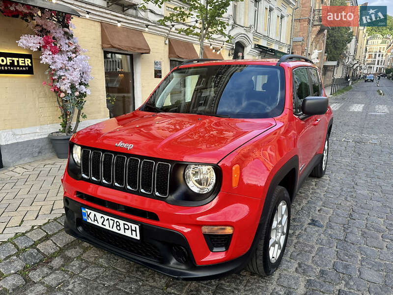 Внедорожник / Кроссовер Jeep Renegade 2019 в Киеве