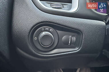 Внедорожник / Кроссовер Jeep Renegade 2018 в 