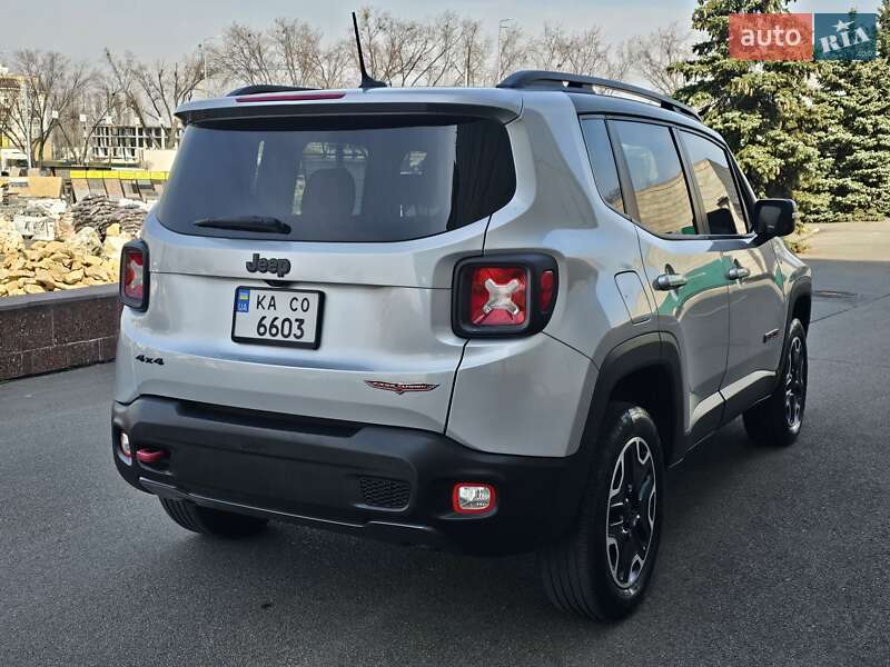 Позашляховик / Кросовер Jeep Renegade 2015 в Києві
