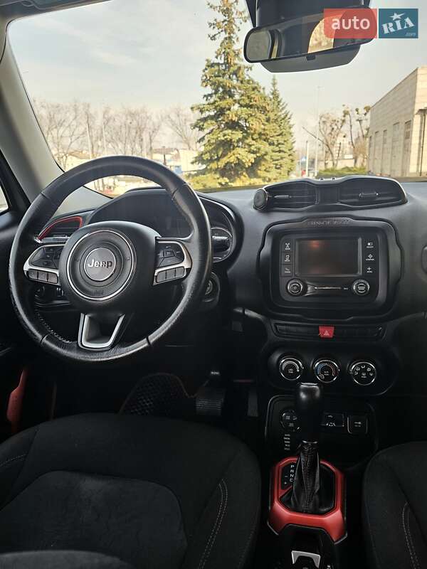 Позашляховик / Кросовер Jeep Renegade 2015 в Києві