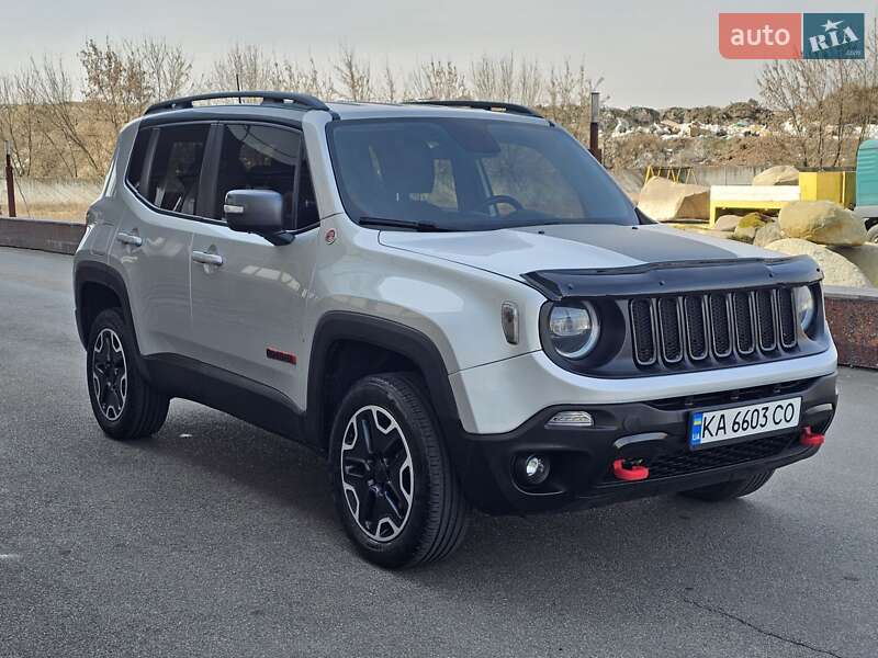 Позашляховик / Кросовер Jeep Renegade 2015 в Києві