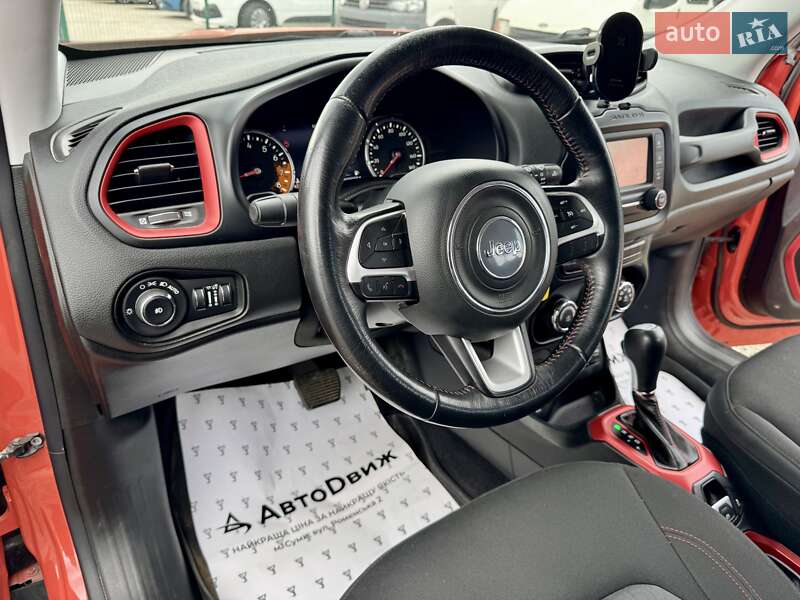 Внедорожник / Кроссовер Jeep Renegade 2015 в Сумах