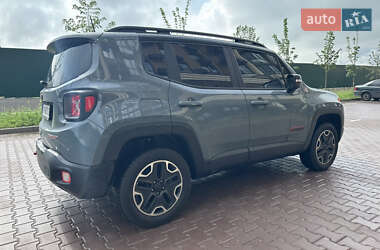 Позашляховик / Кросовер Jeep Renegade 2018 в 