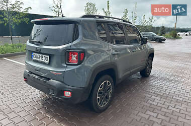 Позашляховик / Кросовер Jeep Renegade 2018 в 
