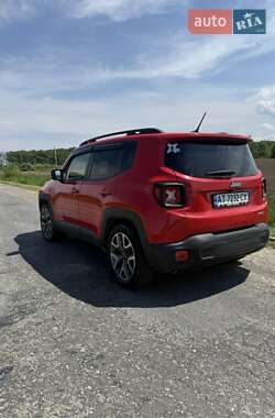Позашляховик / Кросовер Jeep Renegade 2015 в 