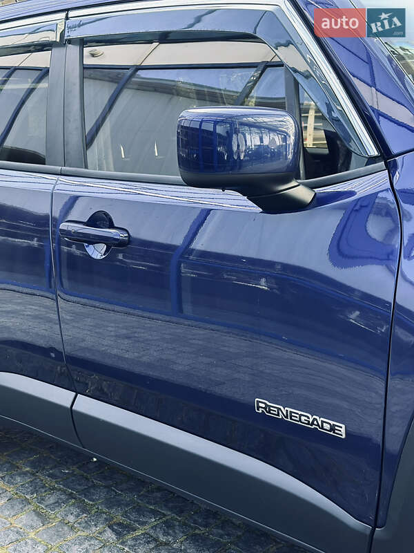 Внедорожник / Кроссовер Jeep Renegade 2016 в Одессе