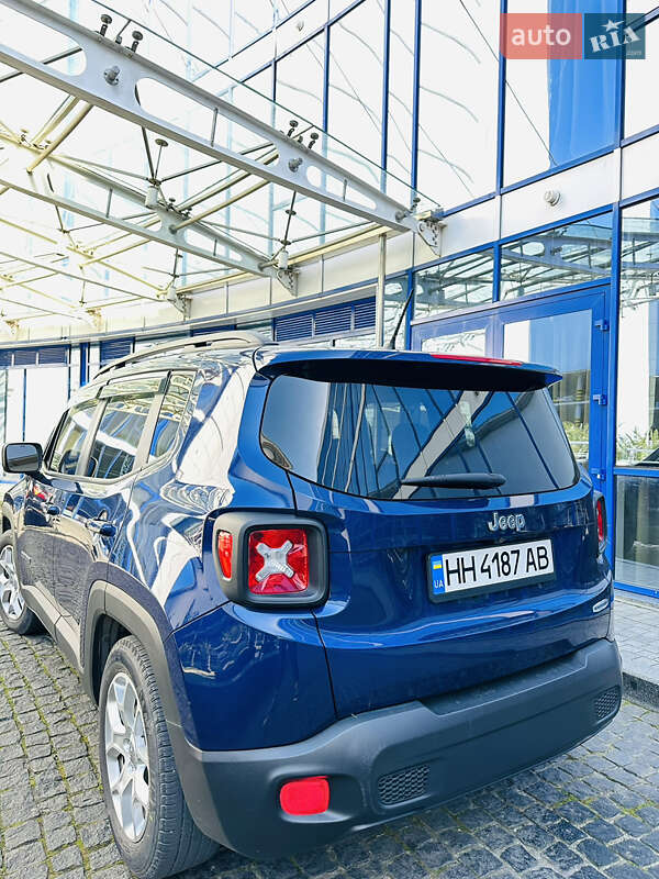 Внедорожник / Кроссовер Jeep Renegade 2016 в Одессе