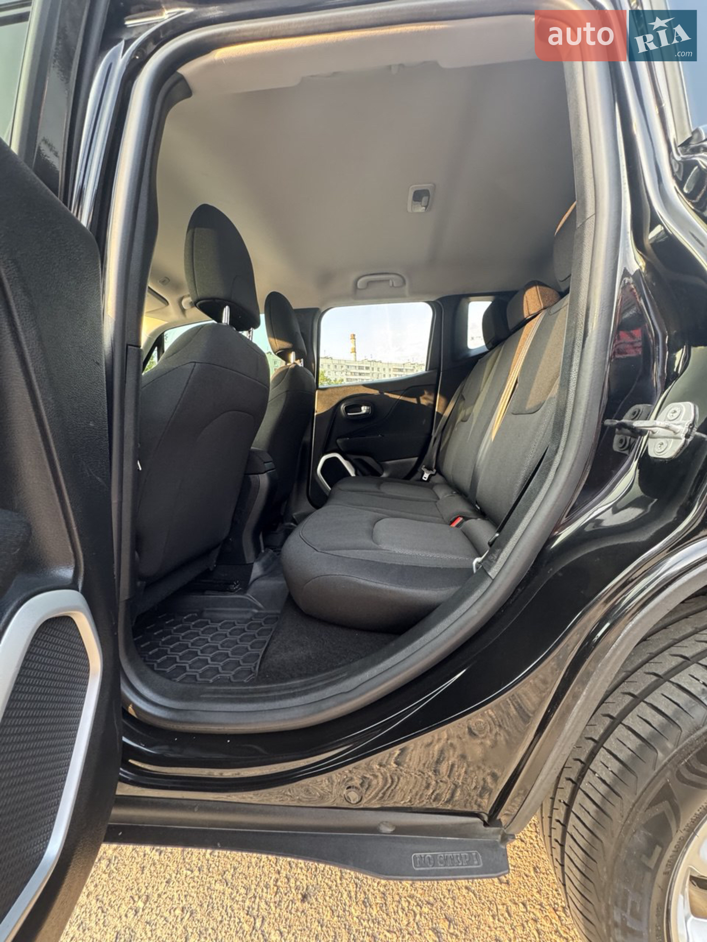 2019 Jeep Renegade - мініатюра 18