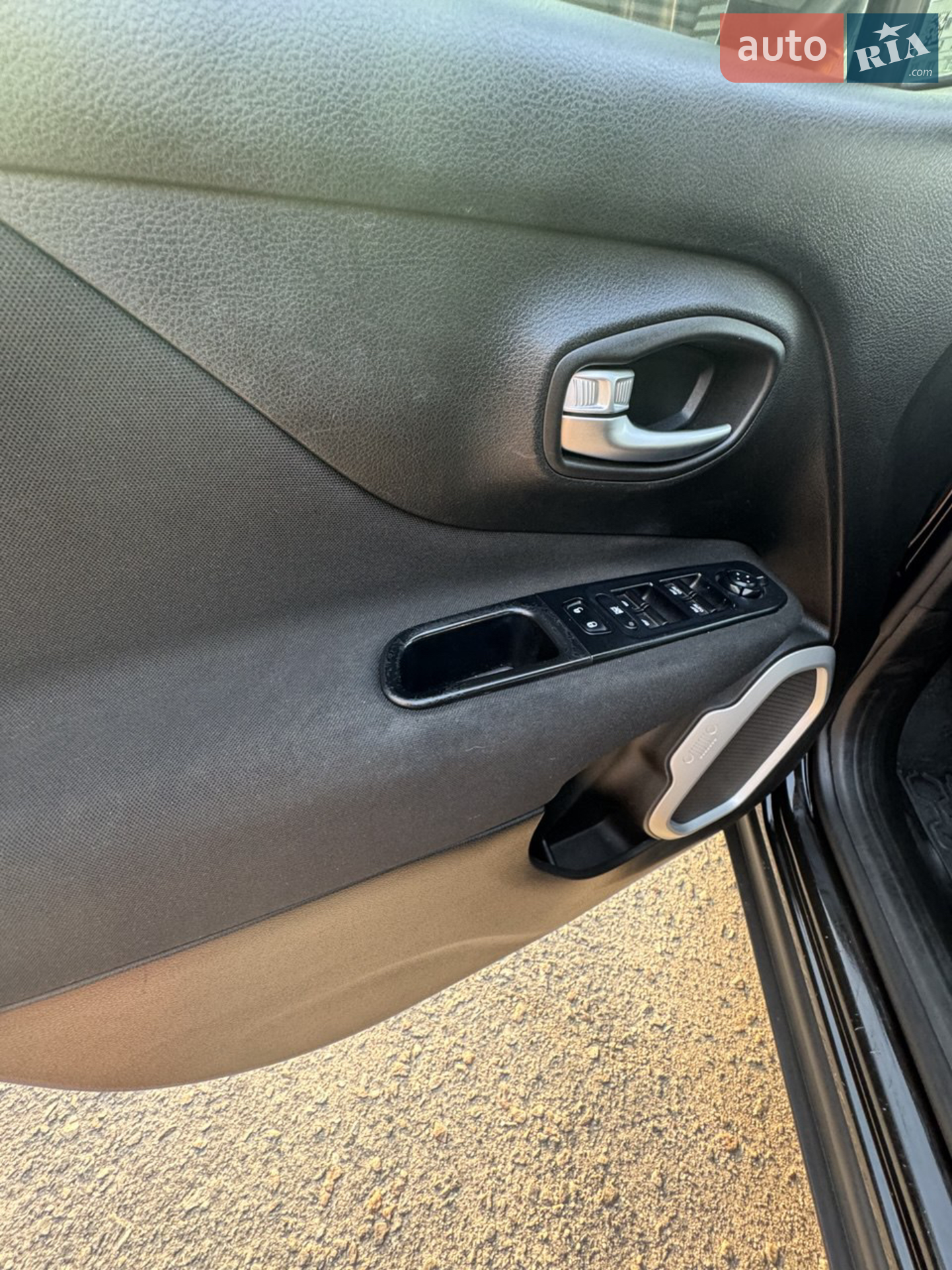 2019 Jeep Renegade - мініатюра 23