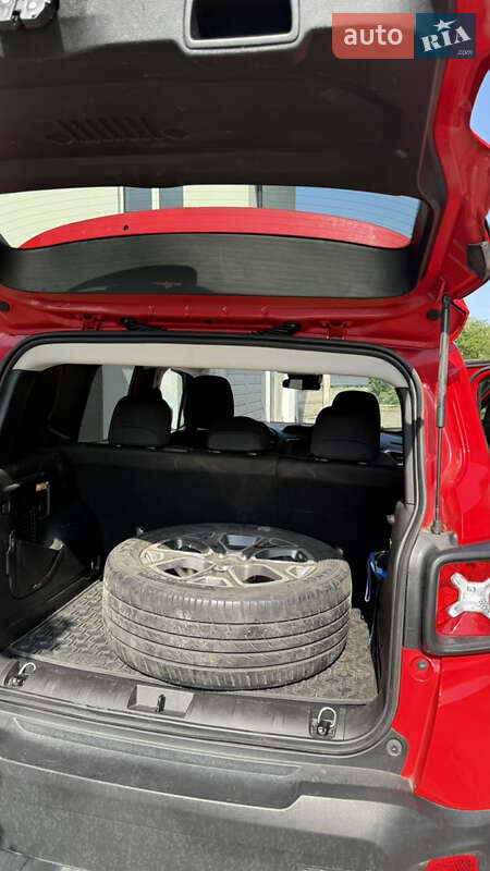 Позашляховик / Кросовер Jeep Renegade 2020 в Рівному
