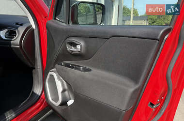Внедорожник / Кроссовер Jeep Renegade 2020 в 