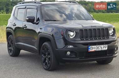 Внедорожник / Кроссовер Jeep Renegade 2016 в 