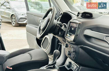 Внедорожник / Кроссовер Jeep Renegade 2022 в 