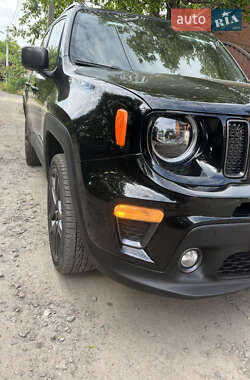 Внедорожник / Кроссовер Jeep Renegade 2021 в 