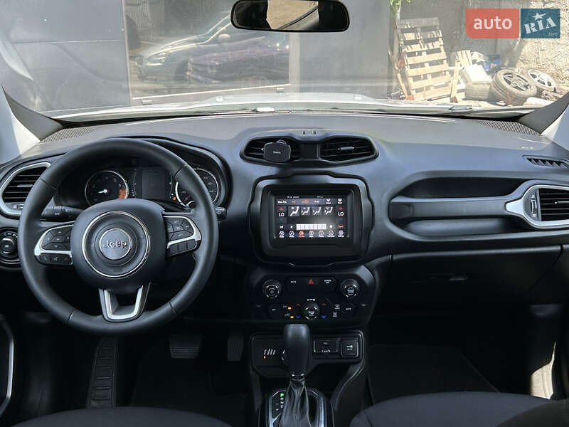 Внедорожник / Кроссовер Jeep Renegade 2018 в Одессе