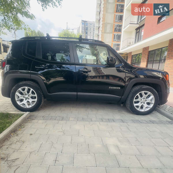 Позашляховик / Кросовер Jeep Renegade 2016 в Івано-Франківську