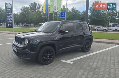 Внедорожник / Кроссовер Jeep Renegade 2015 в 