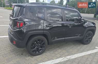 Внедорожник / Кроссовер Jeep Renegade 2015 в 