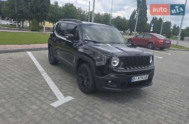 Внедорожник / Кроссовер Jeep Renegade 2015 в 