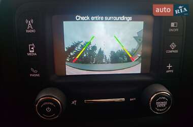 Внедорожник / Кроссовер Jeep Renegade 2016 в 