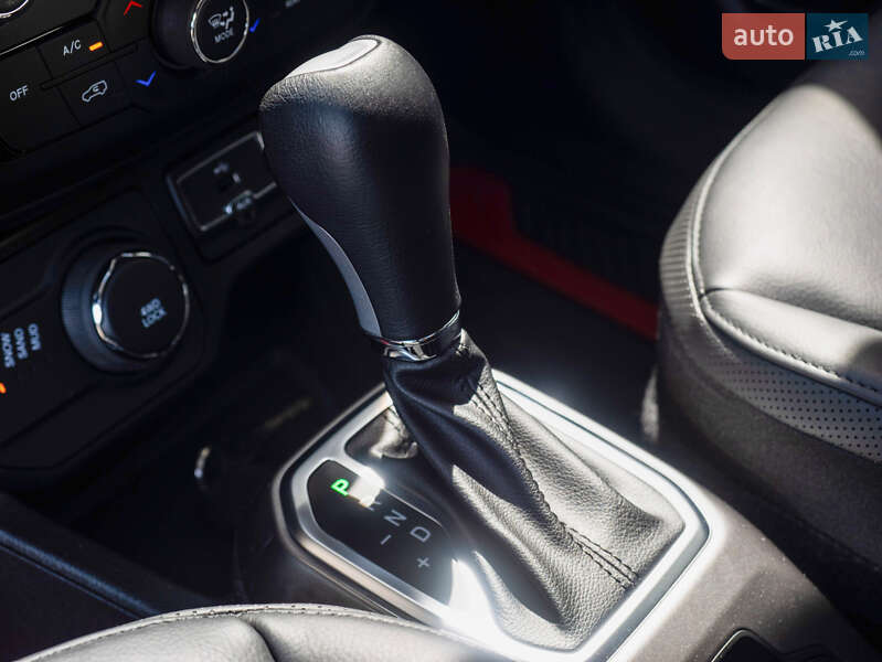 Внедорожник / Кроссовер Jeep Renegade 2021 в Киеве