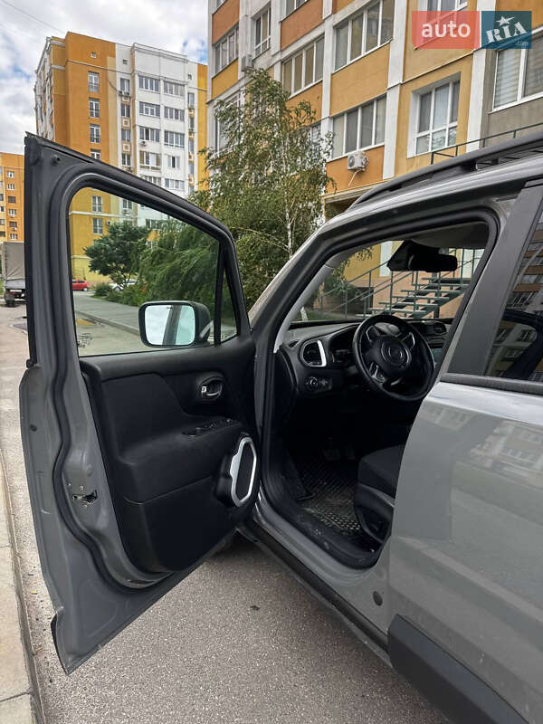 Внедорожник / Кроссовер Jeep Renegade 2019 в Харькове