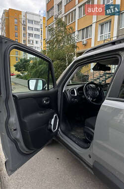 Внедорожник / Кроссовер Jeep Renegade 2019 в 