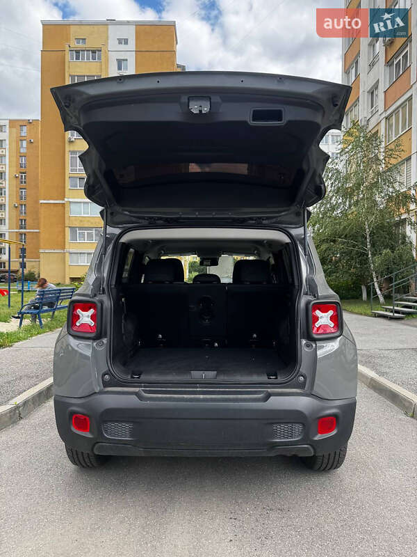Внедорожник / Кроссовер Jeep Renegade 2019 в Харькове