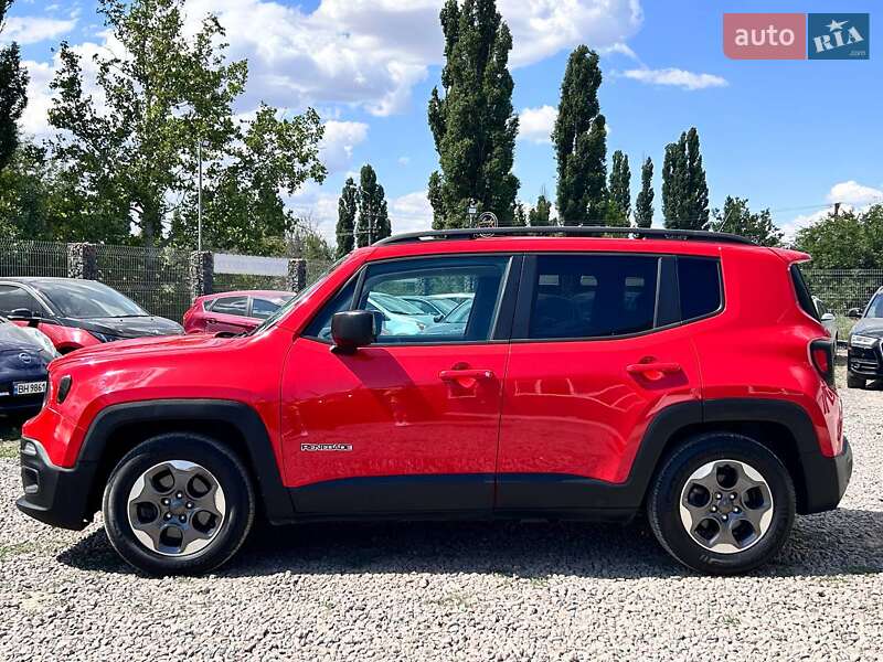 Внедорожник / Кроссовер Jeep Renegade 2016 в Одессе