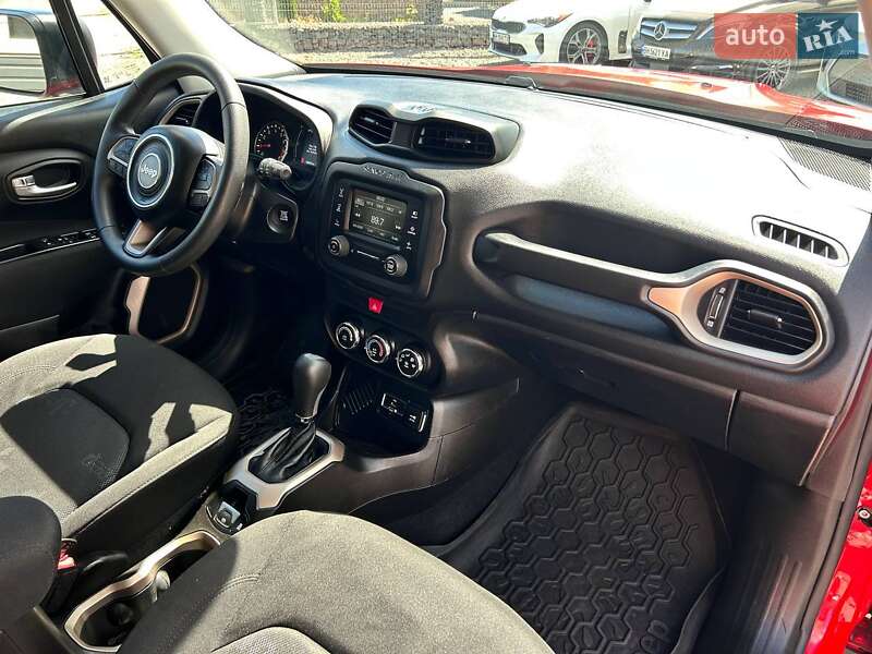 Внедорожник / Кроссовер Jeep Renegade 2016 в Одессе