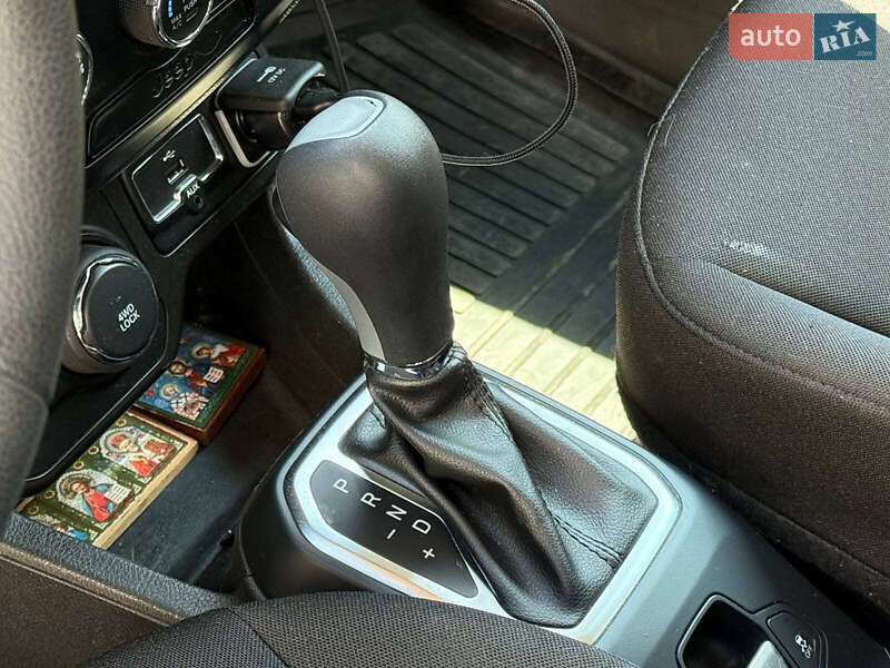 Внедорожник / Кроссовер Jeep Renegade 2019 в Одессе